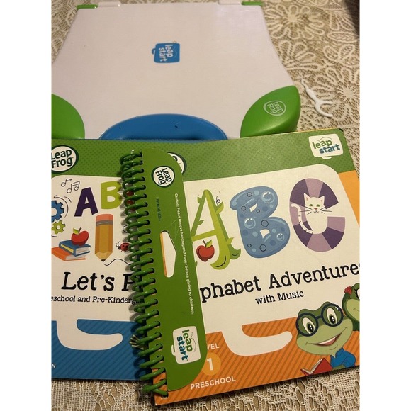 Leap Frog Leap Start Portable Learning System with 2 Books - Picture 9 of 12